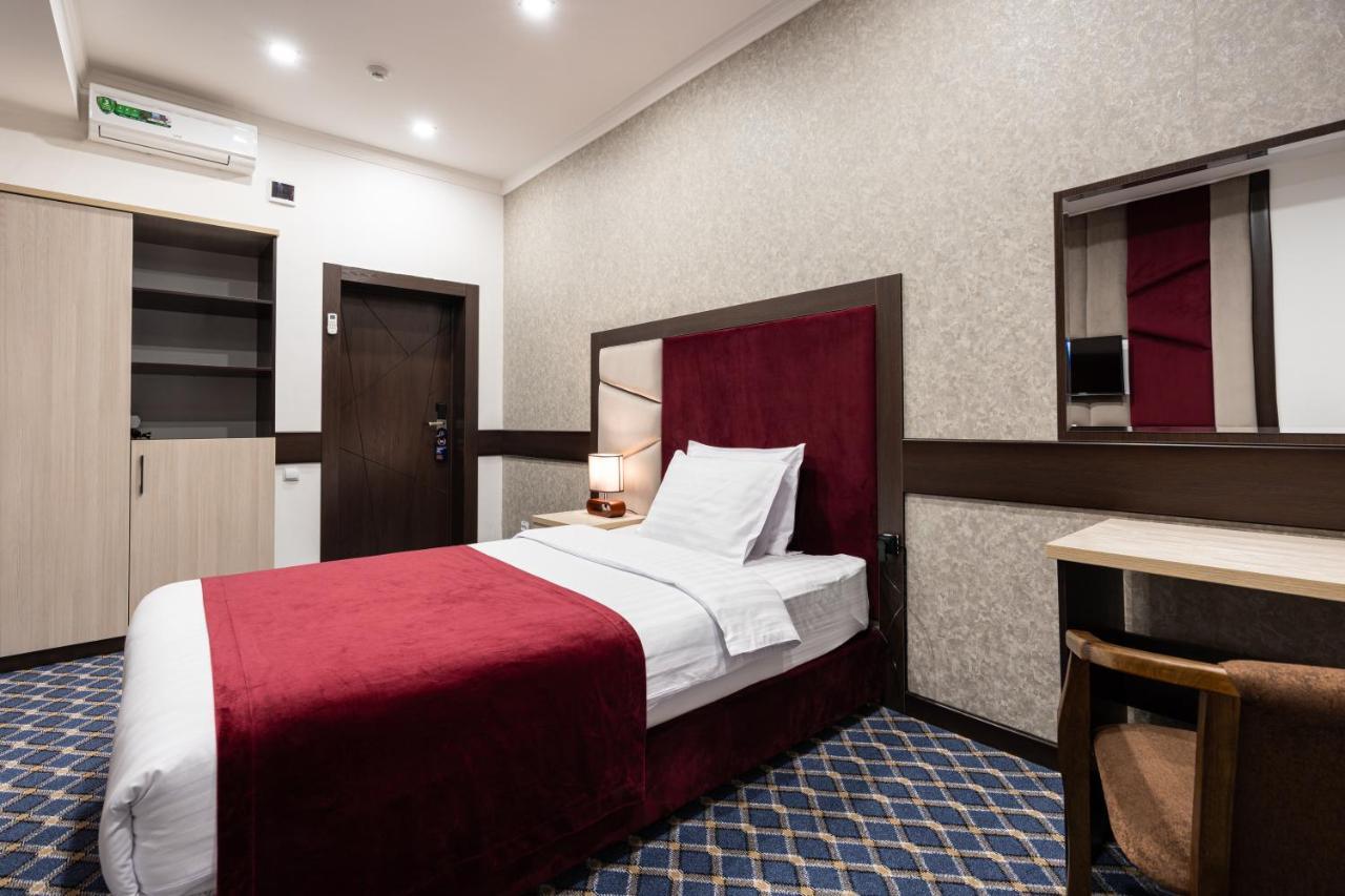 Shahzoda Grand Hotel - "Best Hotel Award Winner" Solnechnyy ภายนอก รูปภาพ