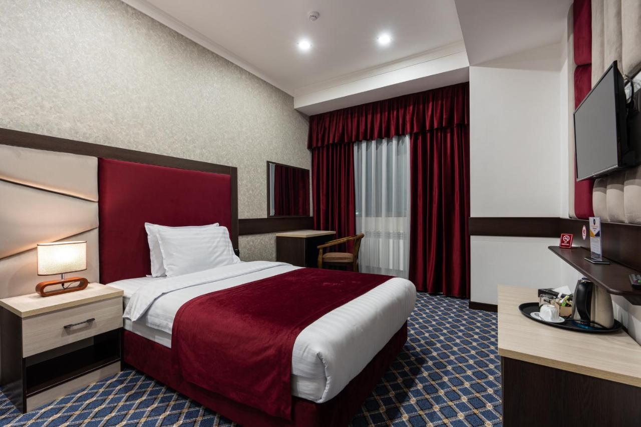 Shahzoda Grand Hotel - "Best Hotel Award Winner" Solnechnyy ภายนอก รูปภาพ